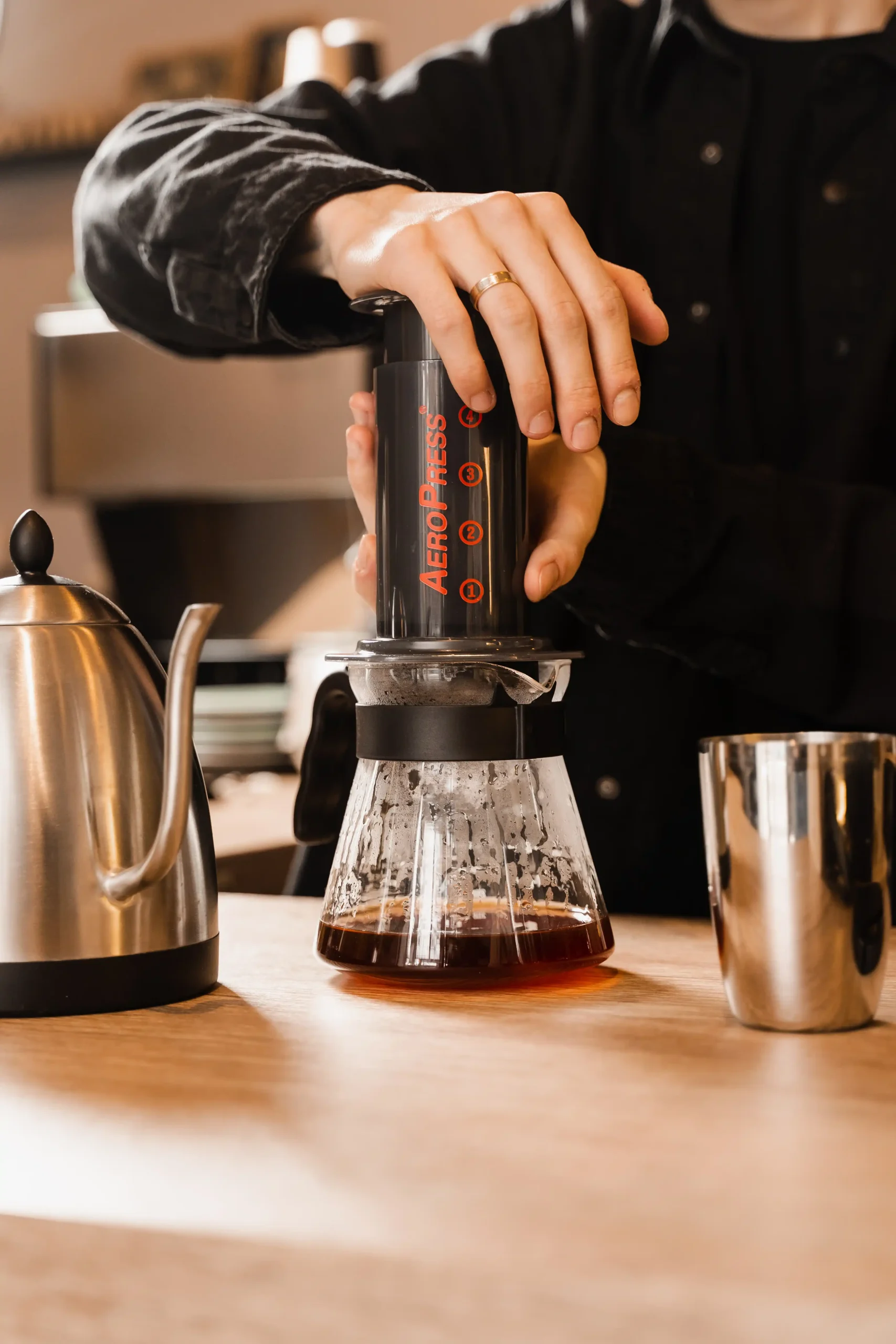 Dụng cụ AeroPress cơ bản