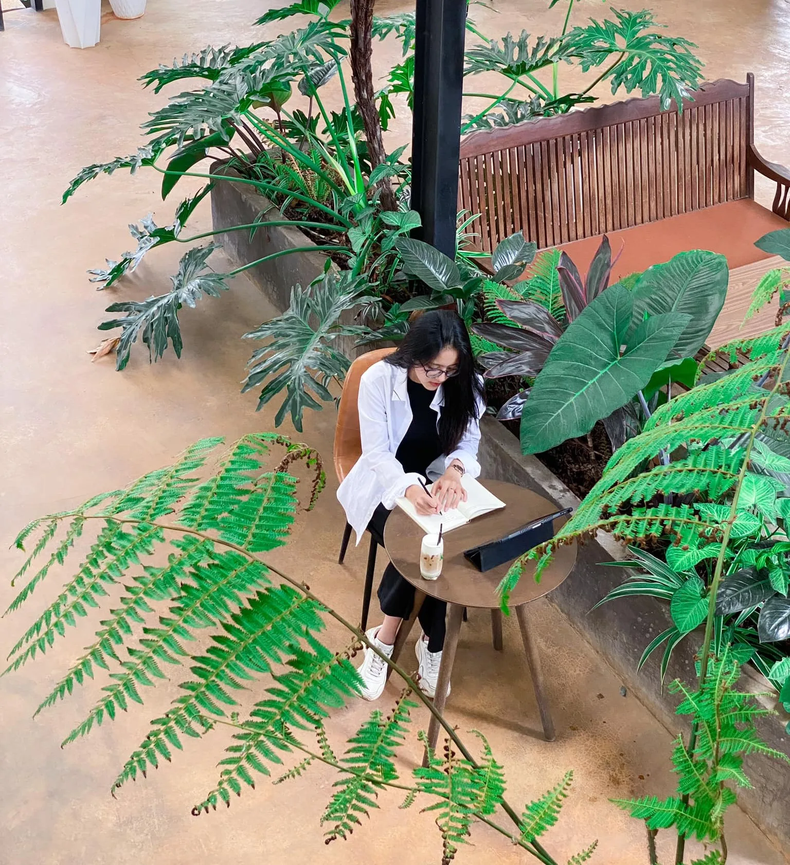Không gian làm việc tại The GREEN Garden Coffee