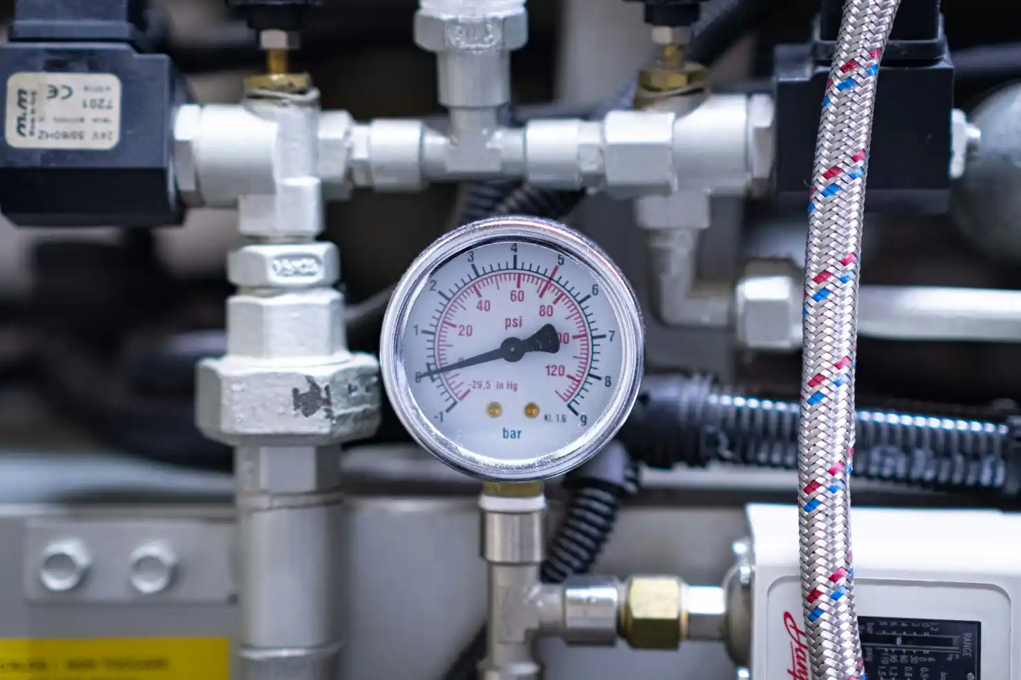 Kiểm tra áp suất gas